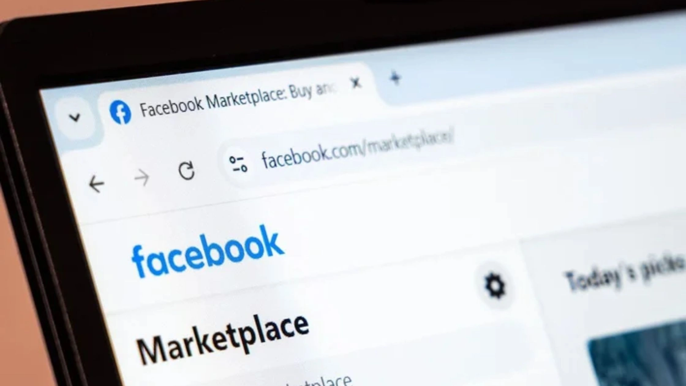 alt: turn on marketplace