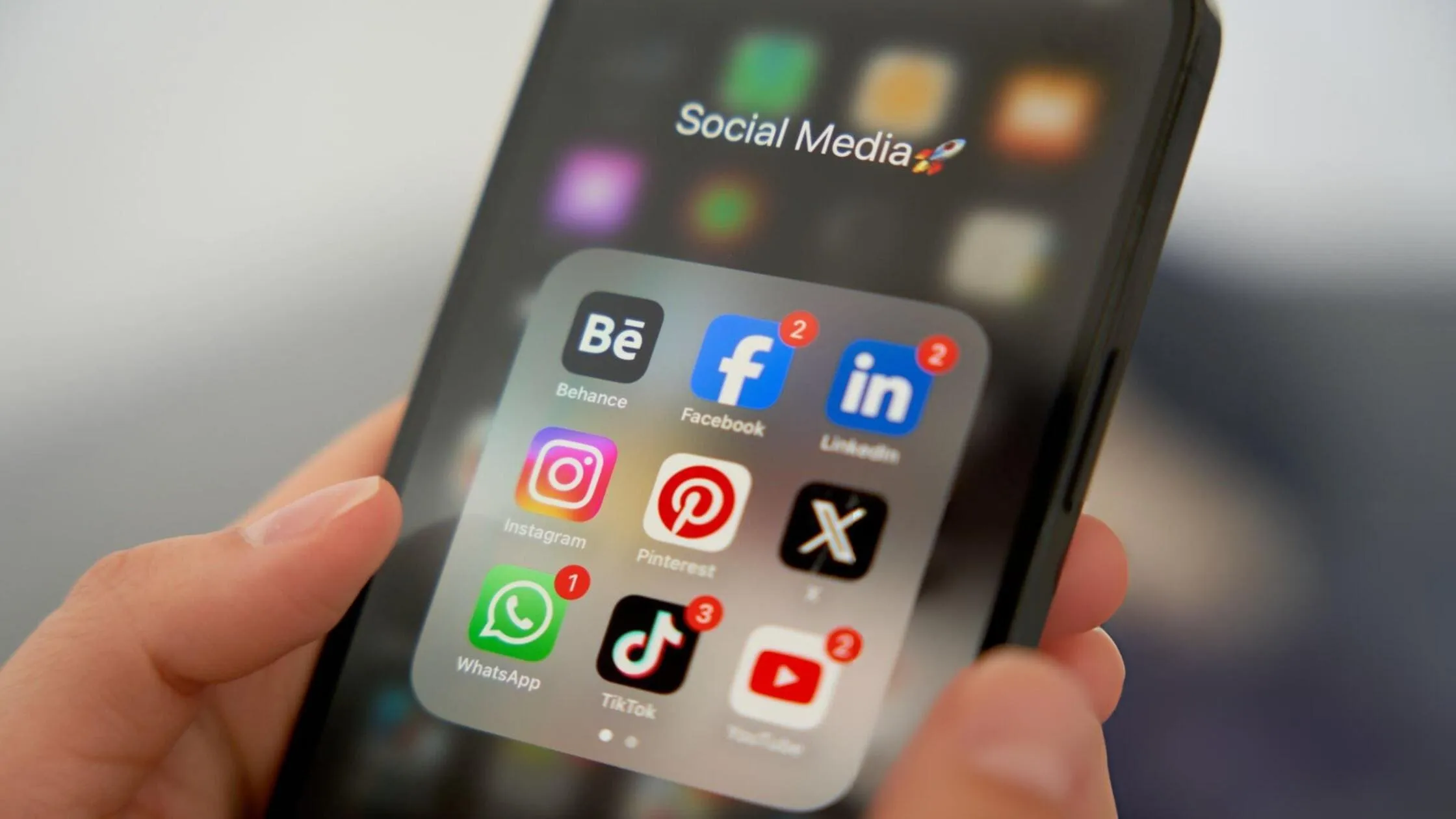 how-to-change-linkedin-profile-location-to-india-safely