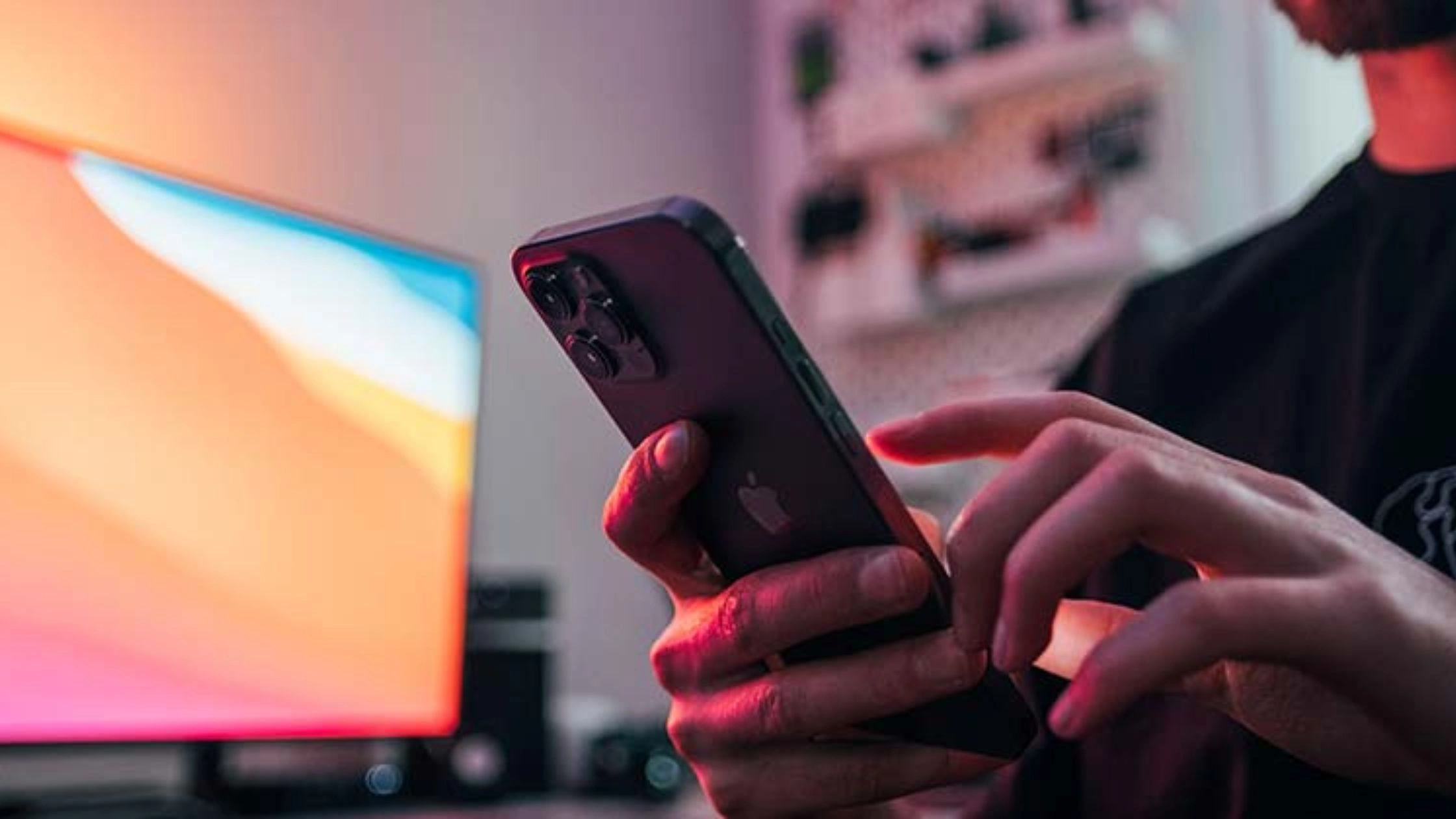 Risks of Accessing the Dark Web on Mobile Devices